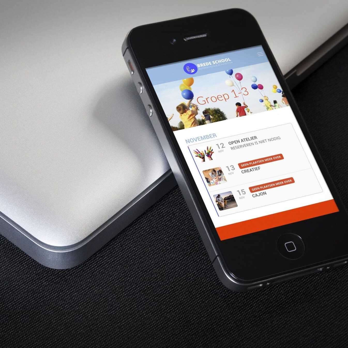 Website bredeschool.unicoz.nl op mobiel